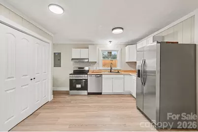 300 Lakewood Drive, Gastonia, NC 28056 - Photo 11