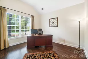 13326 Fairington Oaks Dr, Mint Hill, NC 28227 - Photo 5