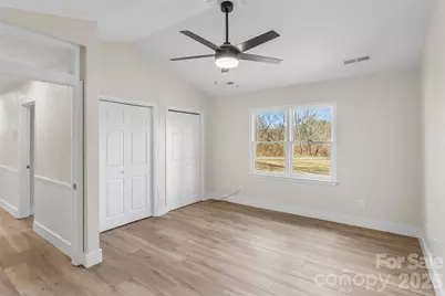 99 Hawkins Road, Marion, NC 28752 - Photo 17