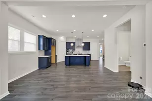 18033 Grey Mossrun Dr, Charlotte, NC 28278 - Photo 19