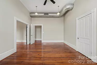 106 W Moore Avenue, Mooresville, NC 28115 - Photo 17