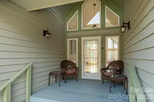 132 Broadmoor Dr, Flat Rock, NC 28731 - Photo 5