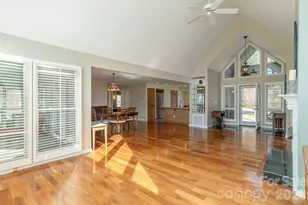 132 Broadmoor Dr, Flat Rock, NC 28731 - Photo 13