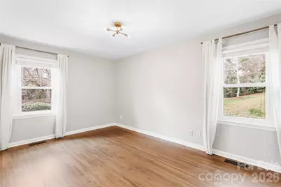4901 Charmapeg Avenue, Charlotte, NC 28211 - Photo 33