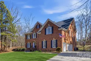 4425 Glen Oaks Dr, Matthews, NC 28104 - Photo 7