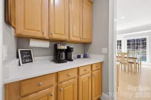 4425 Glen Oaks Dr, Matthews, NC 28104 - Photo 17