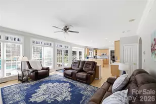 4425 Glen Oaks Dr, Matthews, NC 28104 - Photo 3