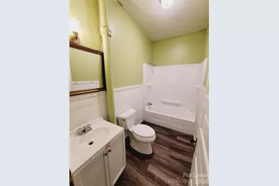 105 N Liberty Street, Gastonia, NC 28052 - Photo 9
