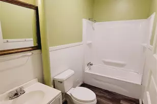 105 N Liberty St, Gastonia, NC 28052 - Photo 9