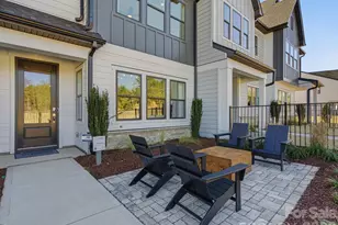 471 Nash St, Fort Mill, SC 29715 - Photo 3