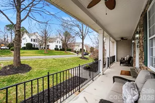 8205 Sturminster Dr, Waxhaw, NC 28173 - Photo 5