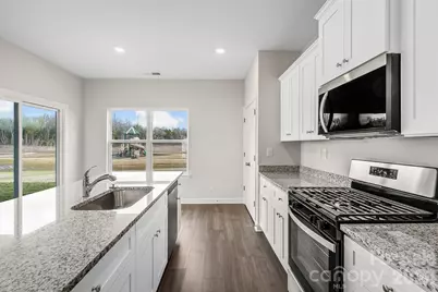 6740 Fairford Drive, Charlotte, NC 28215 - Photo 11