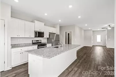 6740 Fairford Drive, Charlotte, NC 28215 - Photo 9