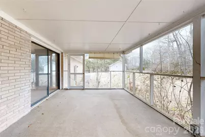 8122 Knollwood Circle, Charlotte, NC 28213 - Photo 31