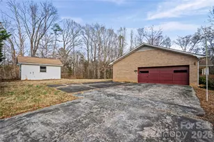 8122 Knollwood Cir, Charlotte, NC 28213 - Photo 35