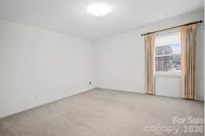 8122 Knollwood Circle, Charlotte, NC 28213 - Photo 25