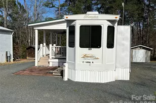 125 Cardinal Ave, New London, NC 28127 - Photo 35