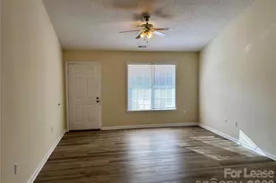 521 Cedar Springs Dr, Lincolnton, NC 28092 - Photo 3