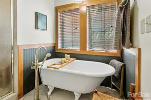 61 Creekside Wy, Burnsville, NC 28714 - Photo 11