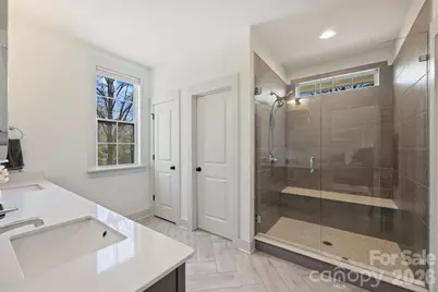 1414 Briar Creek Road, Charlotte, NC 28205 - Photo 33