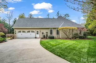 21 Kanuga Forest Dr, Hendersonville, NC 28739 - Photo 41