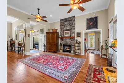 21 Kanuga Forest Drive, Hendersonville, NC 28739 - Photo 9