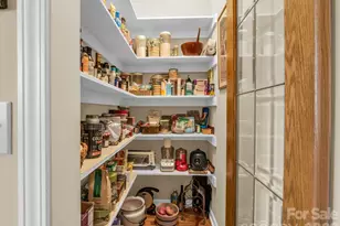 21 Kanuga Forest Dr, Hendersonville, NC 28739 - Photo 31