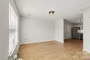 3563 Burkland Dr, Charlotte, NC 28205 - Photo 7