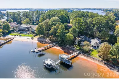 17005 Belle Isle Drive, Cornelius, NC 28031 - Photo 5