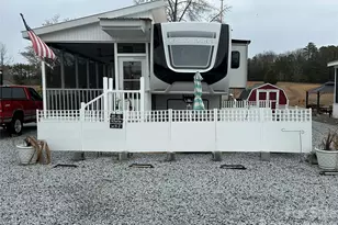 142 Putt-Putt Ln, New London, NC 28127 - Photo 37