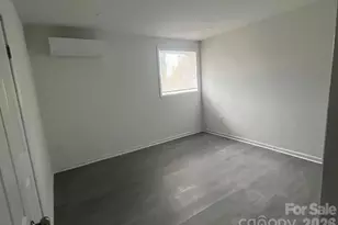 813 3rd St Pl SW, Hickory, NC 28602 - Photo 13