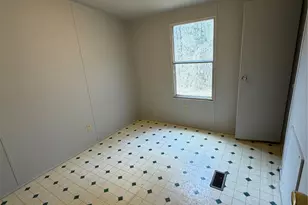 218 Tall Pines Ln, Bessemer City, NC 28016 - Photo 3