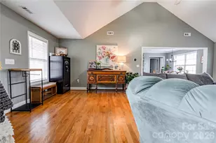 126 Deer Track Ln, Gaffney, SC 29341 - Photo 5