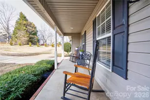 126 Deer Track Ln, Gaffney, SC 29341 - Photo 3