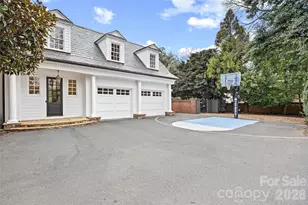 640 Colville Rd, Charlotte, NC 28207 - Photo 47