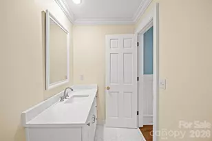 640 Colville Rd, Charlotte, NC 28207 - Photo 39