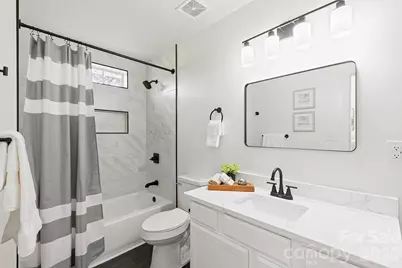 913 Tennyson Drive, Charlotte, NC 28208 - Photo 5