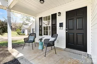 913 Tennyson Dr, Charlotte, NC 28208 - Photo 7