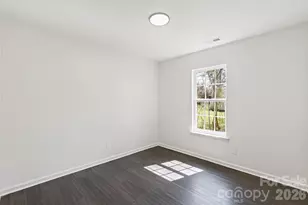 913 Tennyson Dr, Charlotte, NC 28208 - Photo 23