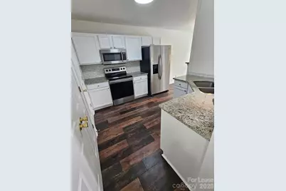 2016 Cindy Creek Lane, Charlotte, NC 28216 - Photo 7