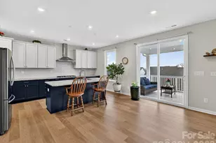 118 Winterberry St, Mooresville, NC 28117 - Photo 5