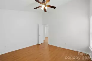 4109 Parkdale Dr, Charlotte, NC 28208 - Photo 9