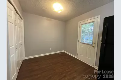 206 W 15th Street #1, Newton, NC 28658 - Photo 5