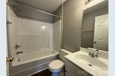 206 W 15th Street #1, Newton, NC 28658 - Photo 7