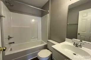 206 W 15th St, Newton, NC 28658 - Photo 7