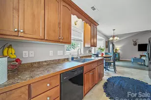 2017 Longhorn Dr, Dallas, NC 28034 - Photo 9