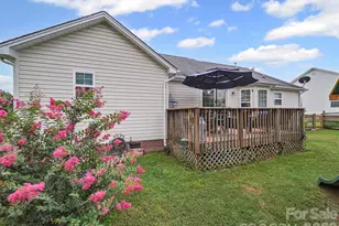 2017 Longhorn Dr, Dallas, NC 28034 - Photo 29