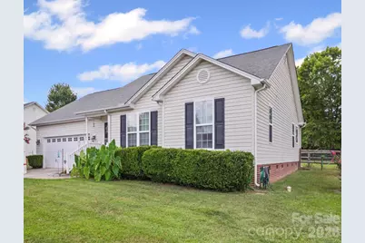 2017 Longhorn Drive, Dallas, NC 28034 - Photo 1