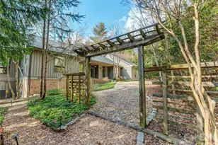 203 Heathcote Rd, Hendersonville, NC 28791 - Photo 35