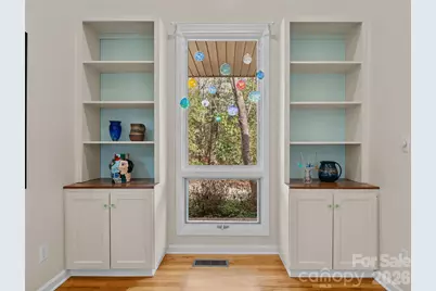 203 Heathcote Road, Hendersonville, NC 28791 - Photo 7